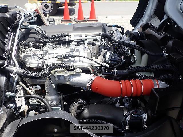Mitsubishi CANTER 2026-05 8523914-24