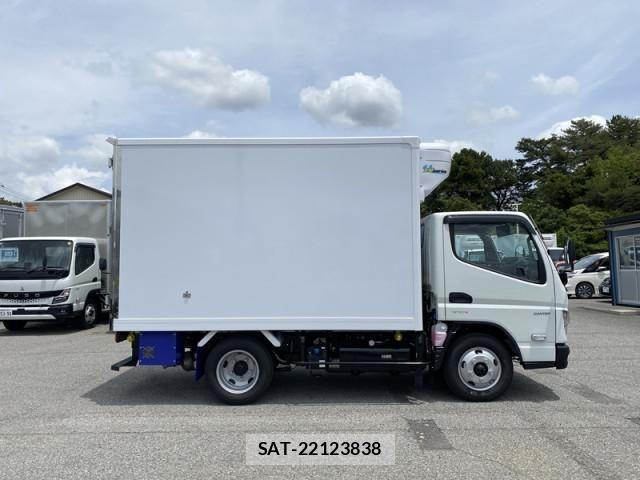 Mitsubishi CANTER 2026-05 8523906-4