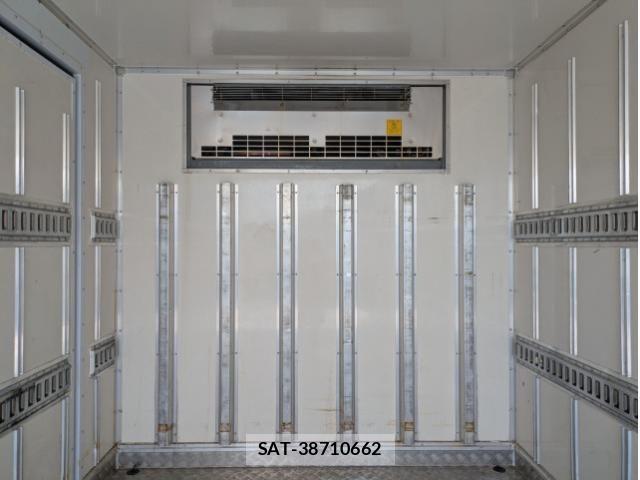 Mitsubishi CANTER 2023-04 8523909-15