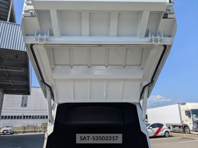 Mitsubishi CANTER 2026-03 8523894-17