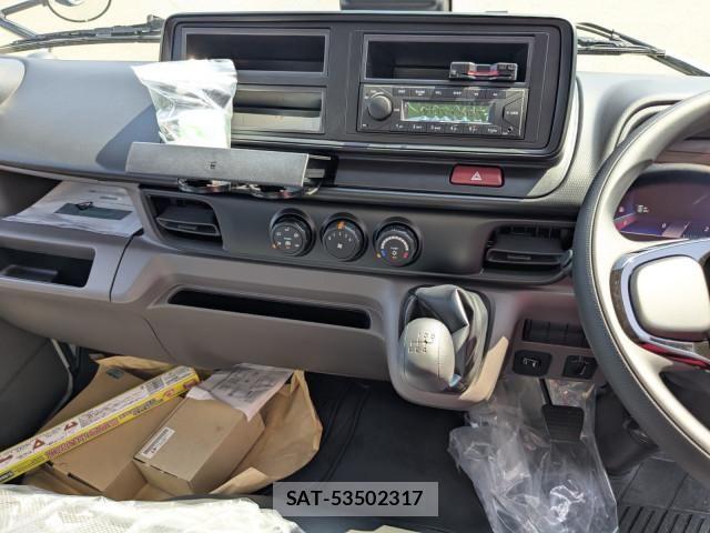 Mitsubishi CANTER 2026-03 8523894-22