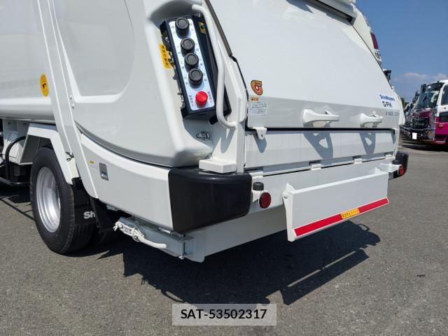 Mitsubishi CANTER 2026-03 8523894-4