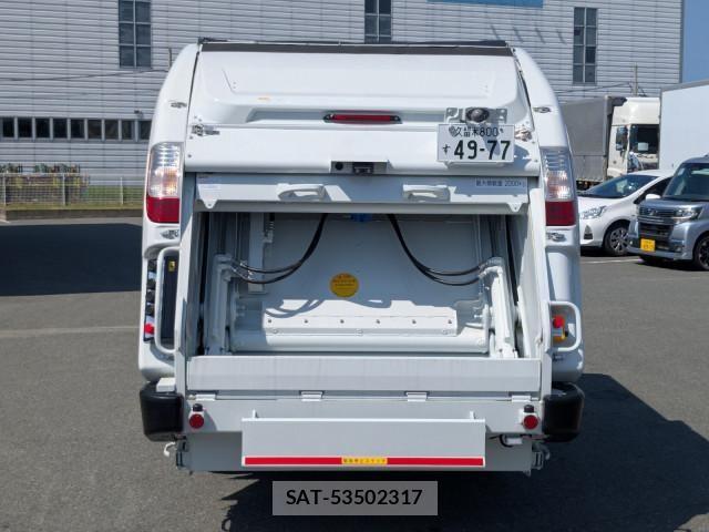 Mitsubishi CANTER 2026-03 8523894-7