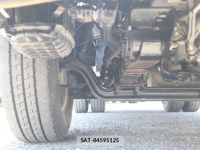 Mitsubishi CANTER 2018-02 8523949-23