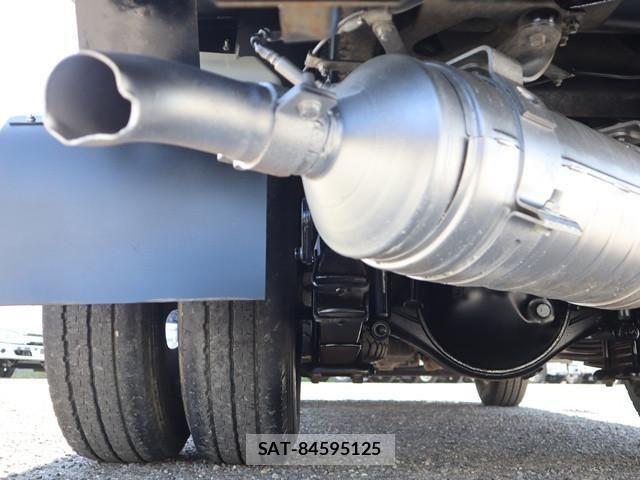 Mitsubishi CANTER 2018-02 8523949-27