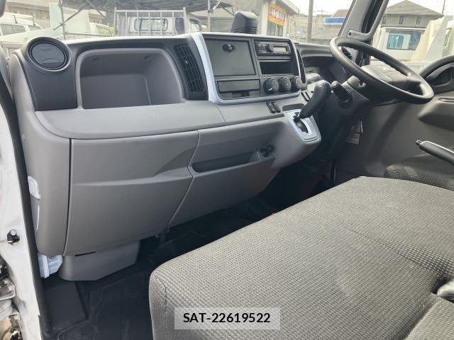 Mitsubishi CANTER 2021-02 8523943-23