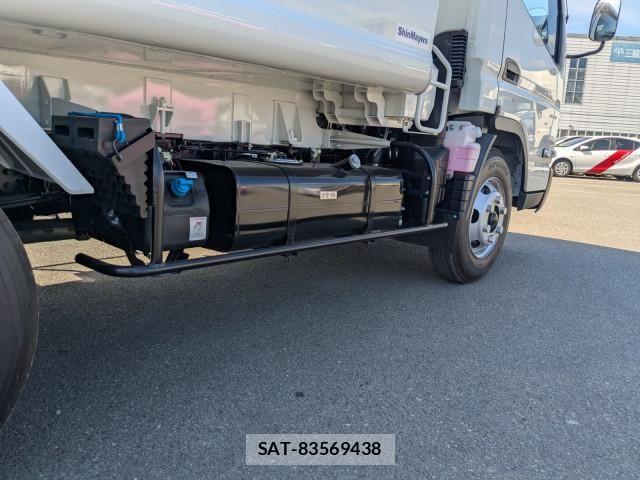 Mitsubishi CANTER 2026-04 8523882-12