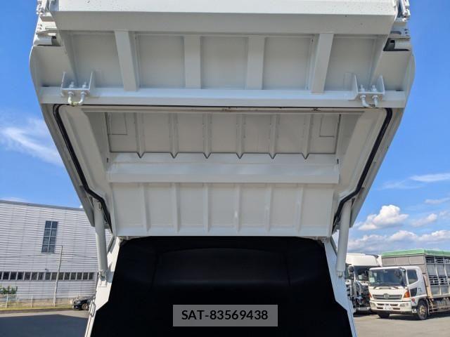 Mitsubishi CANTER 2026-04 8523882-17