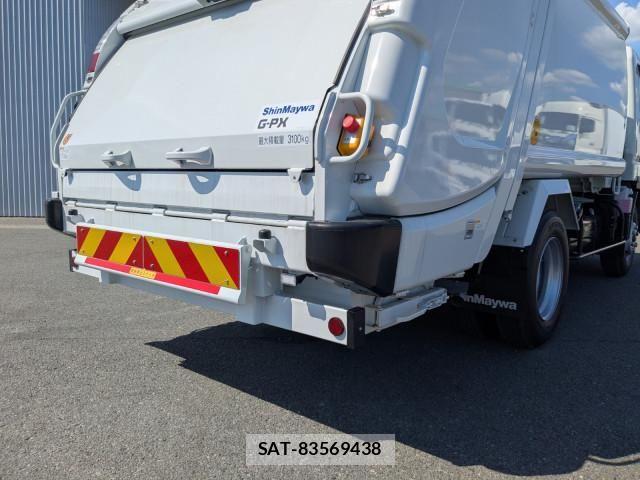 Mitsubishi CANTER 2026-04 8523882-5