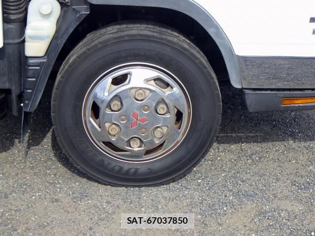 Mitsubishi CANTER 2018-06 8523963-19