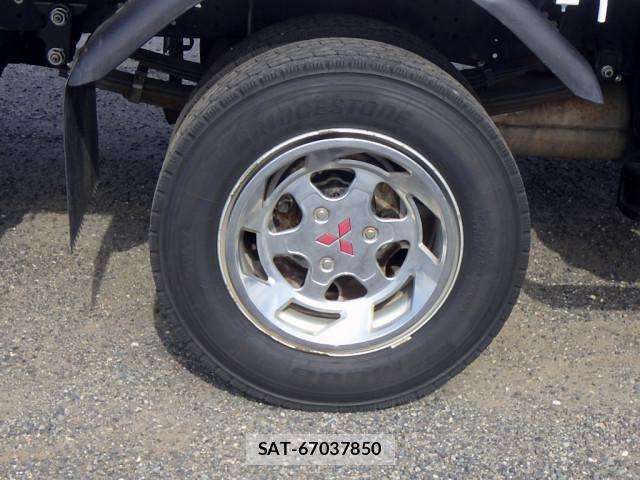 Mitsubishi CANTER 2018-06 8523963-20