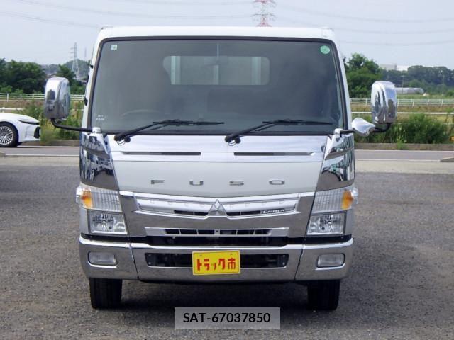 Mitsubishi CANTER 2018-06 8523963-2