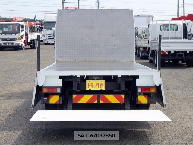 Mitsubishi CANTER 2018-06 8523963-7