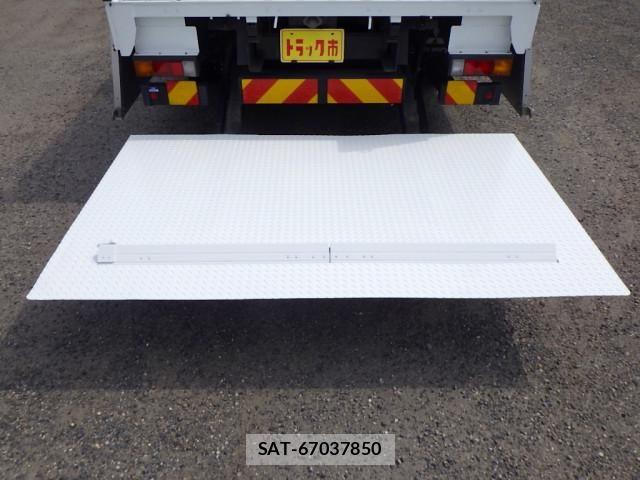 Mitsubishi CANTER 2018-06 8523963-8