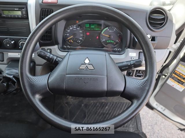 Mitsubishi CANTER 2021-08 8523915-3