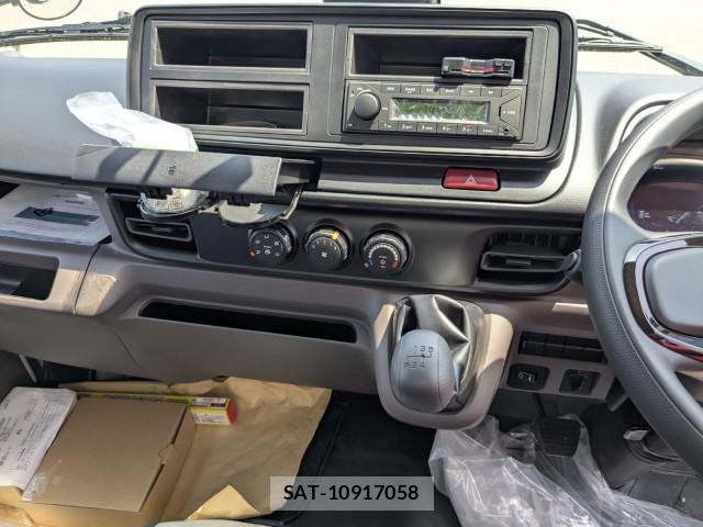 Mitsubishi CANTER 2026-03 8523893-22