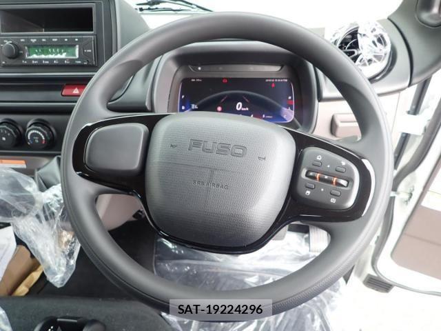Mitsubishi CANTER 2026-05 8523895-23