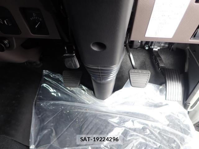 Mitsubishi CANTER 2026-05 8523895-27
