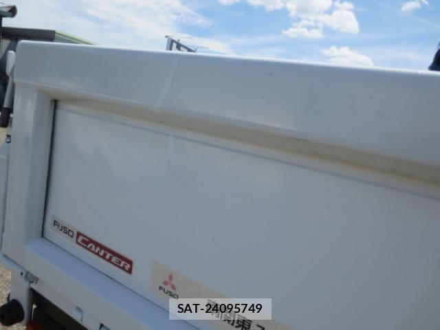Mitsubishi CANTER 2018-05 8523934-19