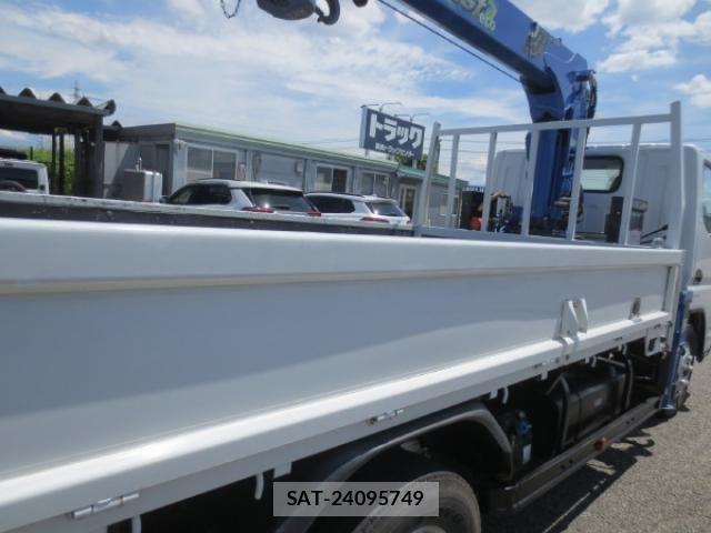 Mitsubishi CANTER 2018-05 8523934-23