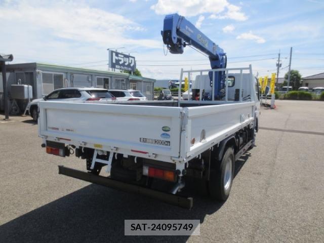 Mitsubishi CANTER 2018-05 8523934-3
