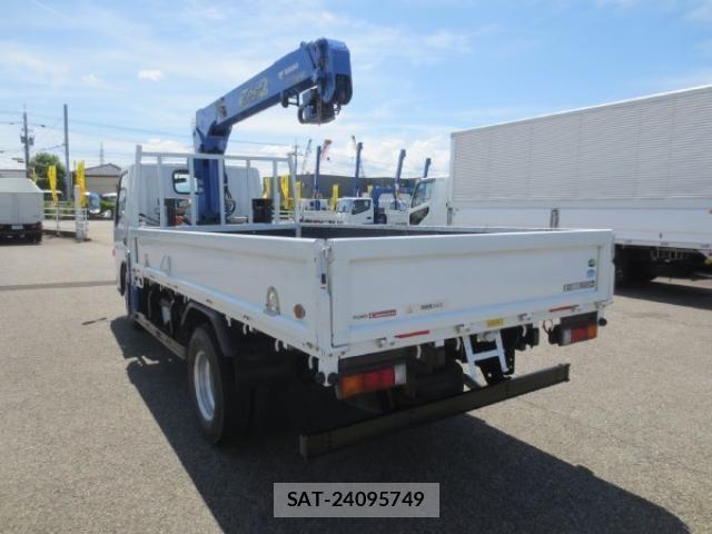 Mitsubishi CANTER 2018-05 8523934-4