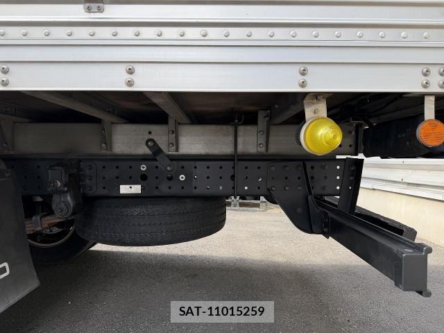 Mitsubishi CANTER 2015-02 8523952-10