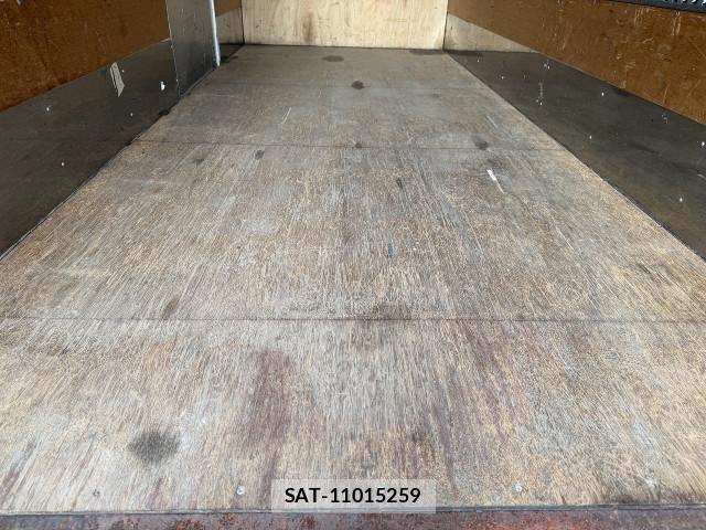 Mitsubishi CANTER 2015-02 8523952-24