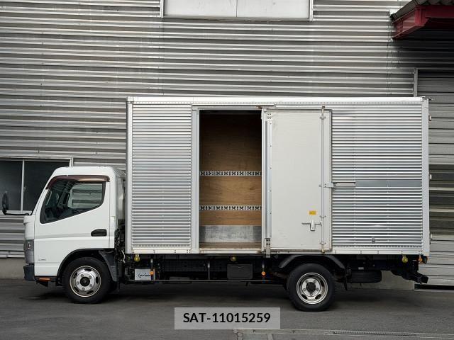 Mitsubishi CANTER 2015-02 8523952-2