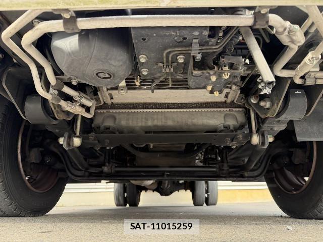 Mitsubishi CANTER 2015-02 8523952-8