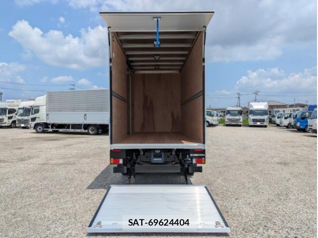 Mitsubishi CANTER 2026-04 8523903-11