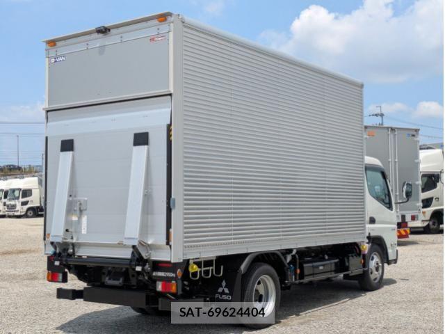 Mitsubishi CANTER 2026-04 8523903-1