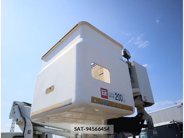Mitsubishi CANTER 2018-03 8561369-11