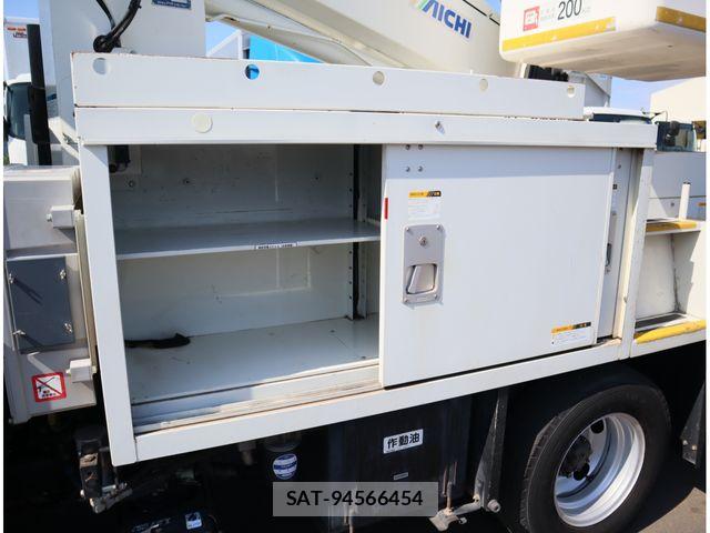 Mitsubishi CANTER 2018-03 8561369-6