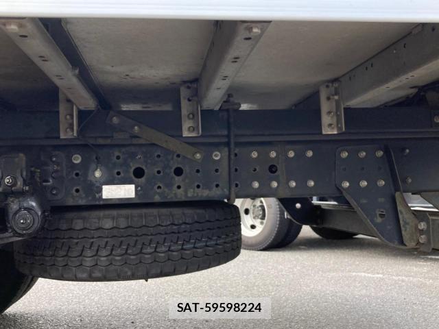 Mitsubishi CANTER 2014-06 8561368-11