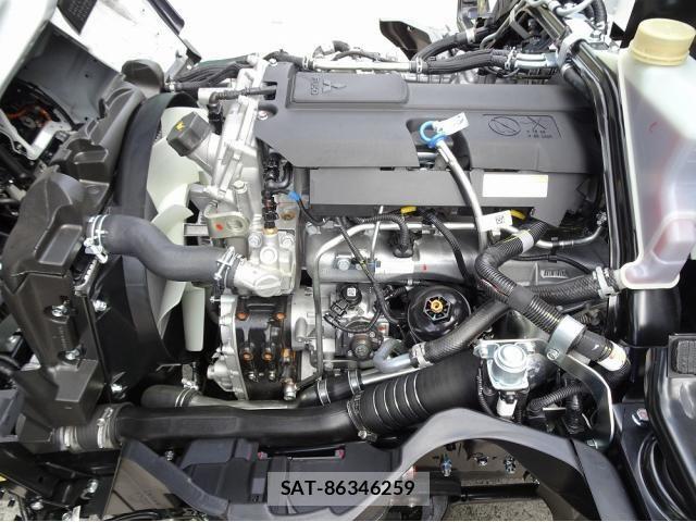Mitsubishi CANTER 2026-04 8561362-9