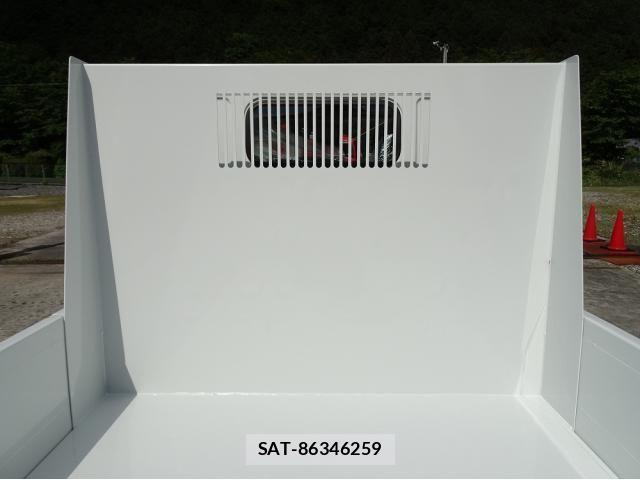 Mitsubishi CANTER 2026-04 8561362-11