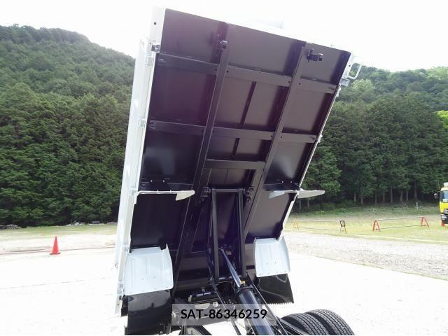 Mitsubishi CANTER 2026-04 8561362-13