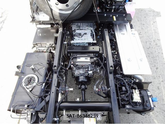 Mitsubishi CANTER 2026-04 8561362-17