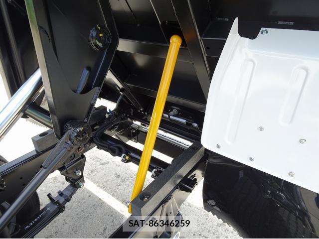 Mitsubishi CANTER 2026-04 8561362-23
