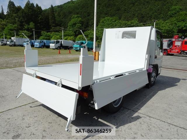 Mitsubishi CANTER 2026-04 8561362-3