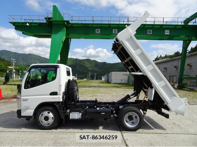Mitsubishi CANTER 2026-04 8561362-4