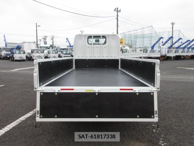 Mitsubishi CANTER 2026-04 8561363-7