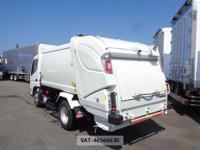 Mitsubishi CANTER 2026-04 8561358-3