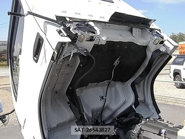 Mitsubishi CANTER 2026-07 8561364-25