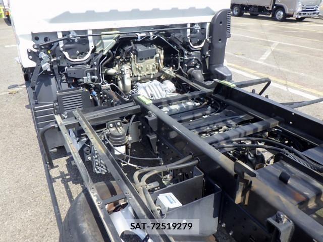 Mitsubishi CANTER 2021-06 8561360-11