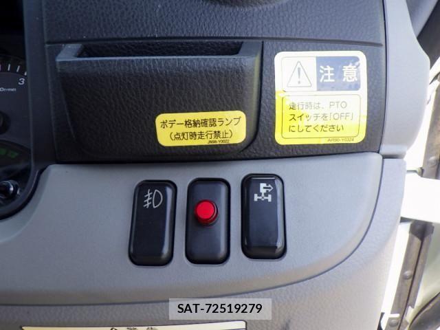 Mitsubishi CANTER 2021-06 8561360-24