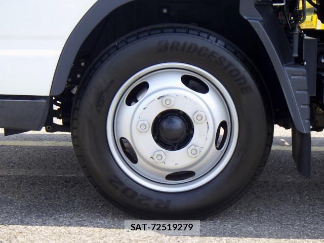 Mitsubishi CANTER 2021-06 8561360-26