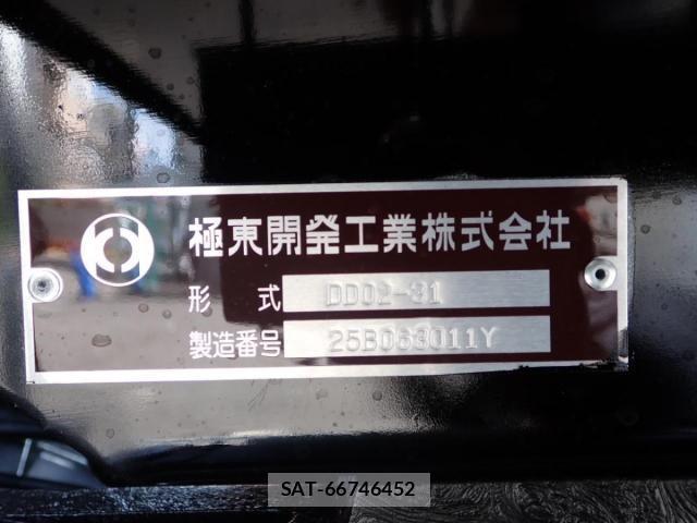 Mitsubishi CANTER 2025-07 8561365-11