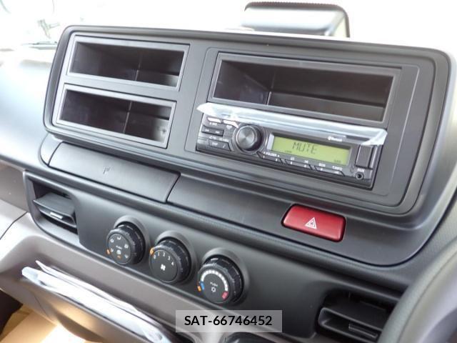 Mitsubishi CANTER 2025-07 8561365-13